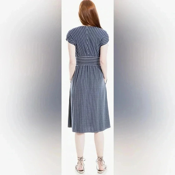 Max Studio Blue & White Striped Pockets Dress Size XS - Picture 3 of 11